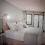 Apartment Rue Du Renard Paris